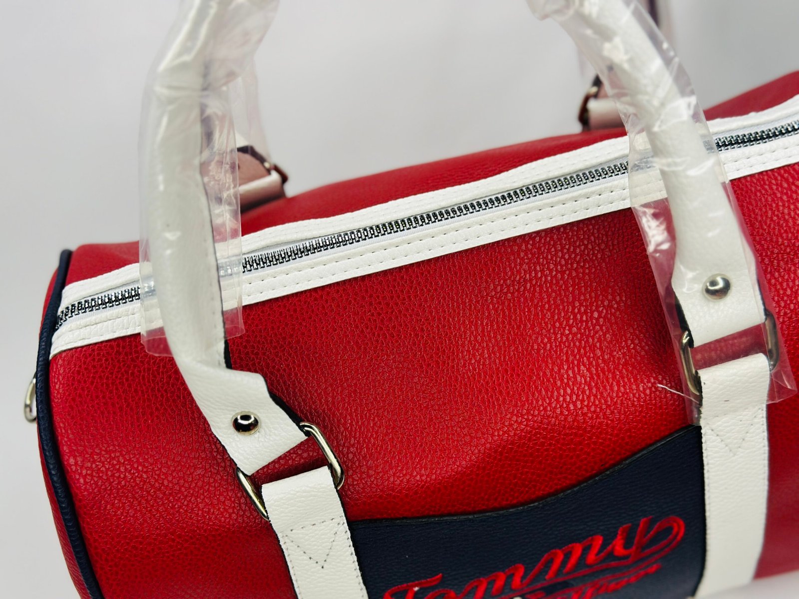 Tommy Hilfiger Bag - Image 5